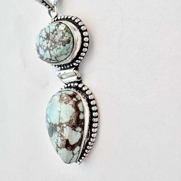 Beautiful, 2 inch, 2 stone, New Lander Turquoise pendant on a silver chain. - Picture 3 of 5